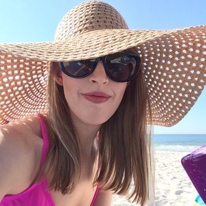 Meet your Posher, Leah